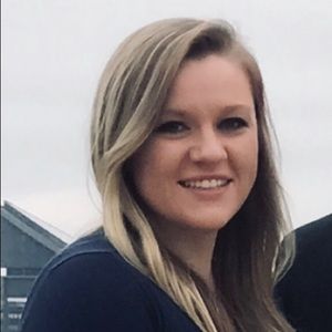 Meet your Posher, Dana